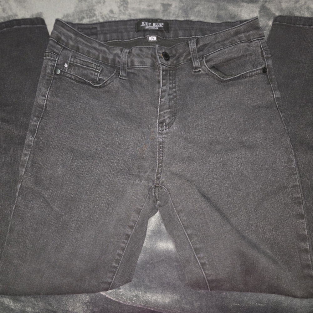 Judy Blue Gray Slim Straight Jeans with Medium Weight Fabric